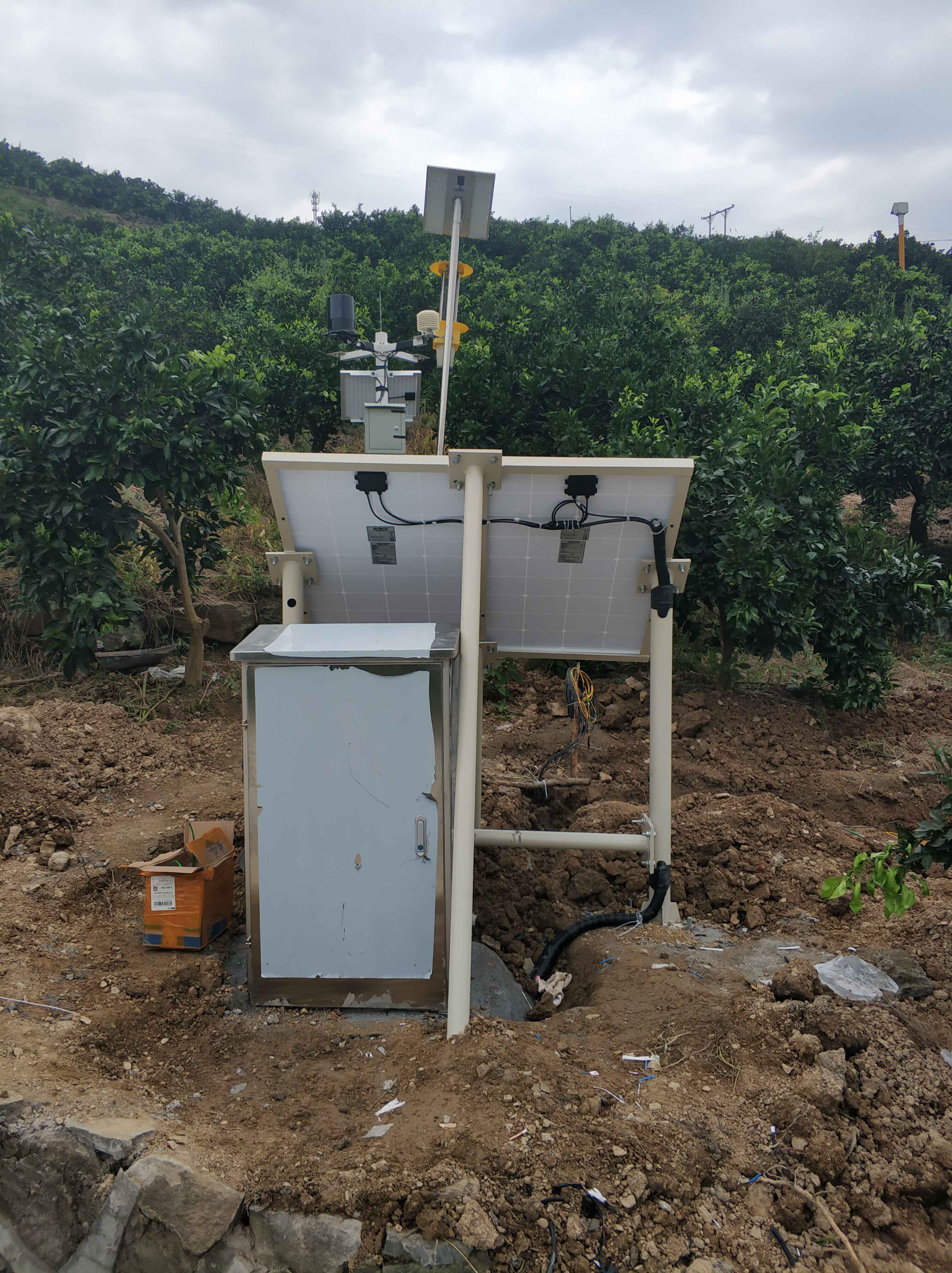 PWM太陽能控制器和MPPT太陽能控制器有什么不同
